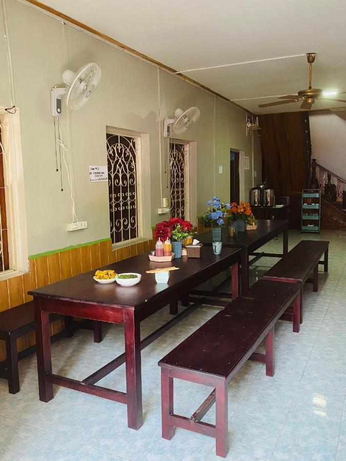 Luang Prabang Hostel Exteriör bild