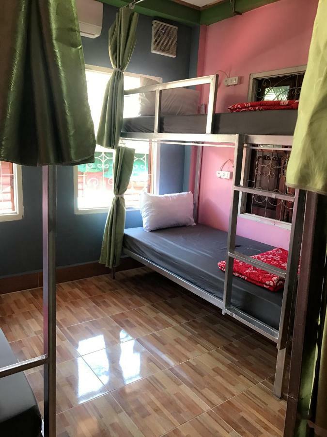 Luang Prabang Hostel Exteriör bild